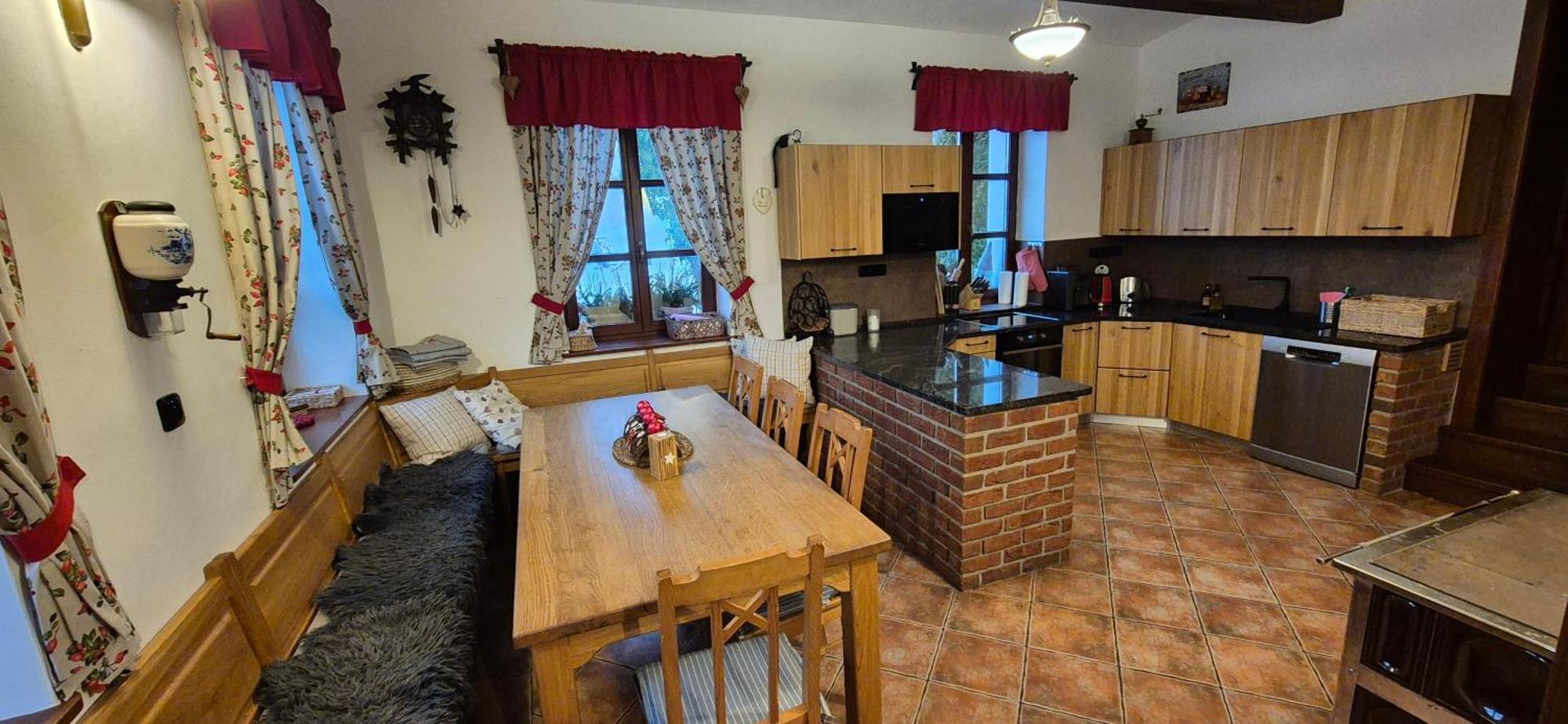 Knezice 25, V Krkonosich Holiday home Vrchlabi