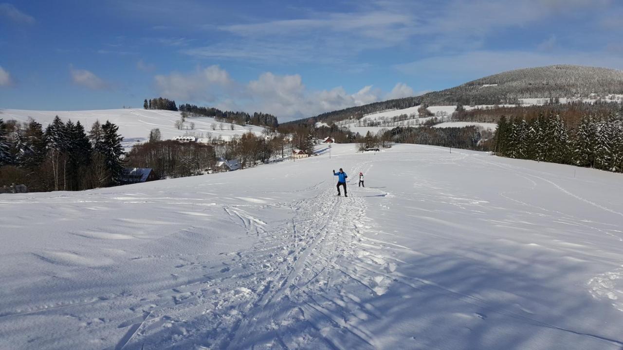 Knezice 25, V Krkonosich